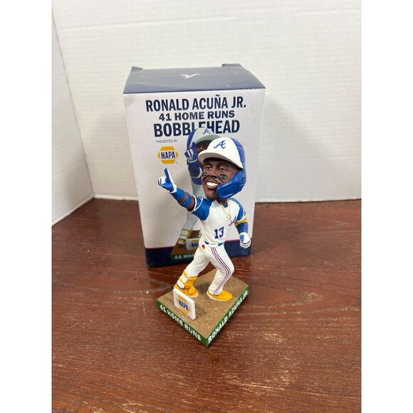 Ronald Acuña Jr. 41 Home Runs Bobblehead Presented By NAPA With Box C4 - Picture 1 of 5